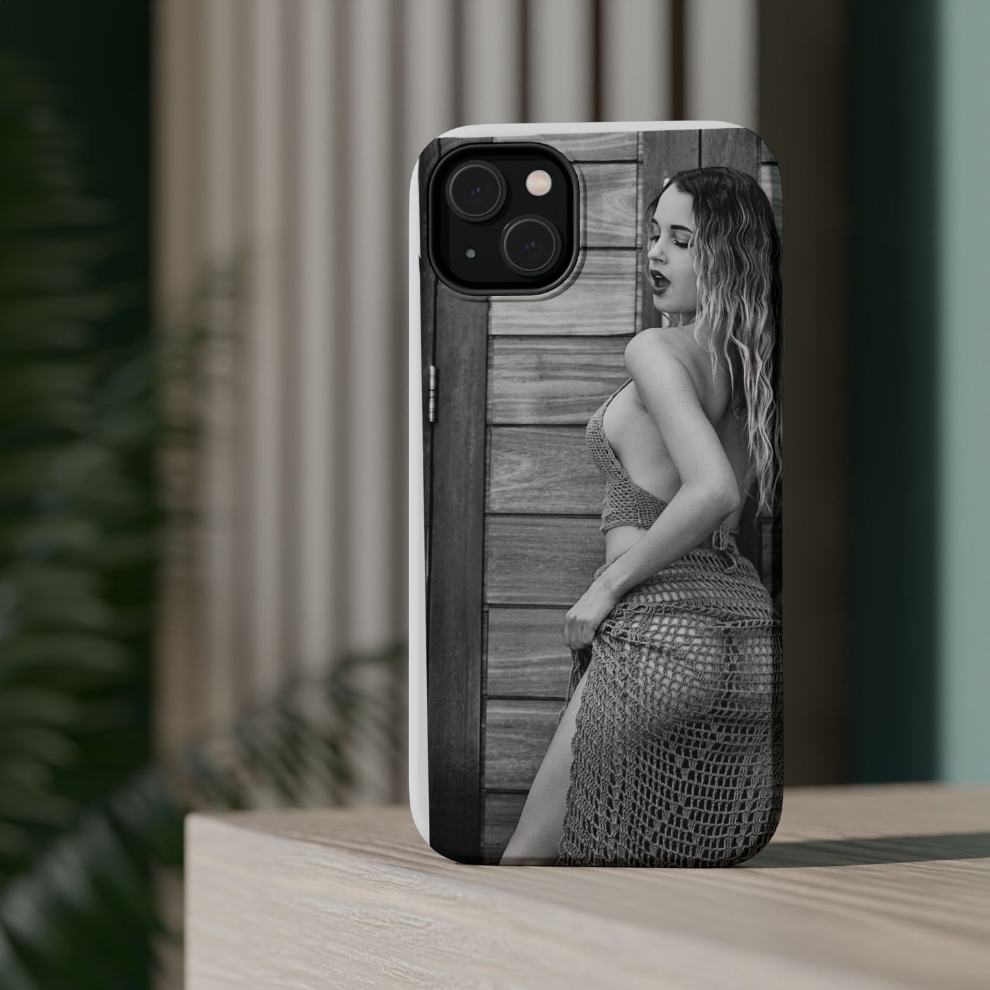 Caught You Looking MagSafe Phone Case